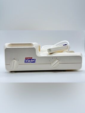 Colgate Via-jet 7500 Oral Irrigator - Like New & Tested!